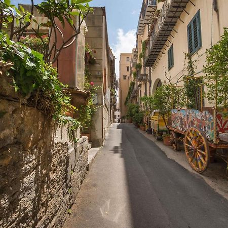 Casa Dell'Architetto Alla Cattedrale By Wonderful Italy 巴勒莫 外观 照片